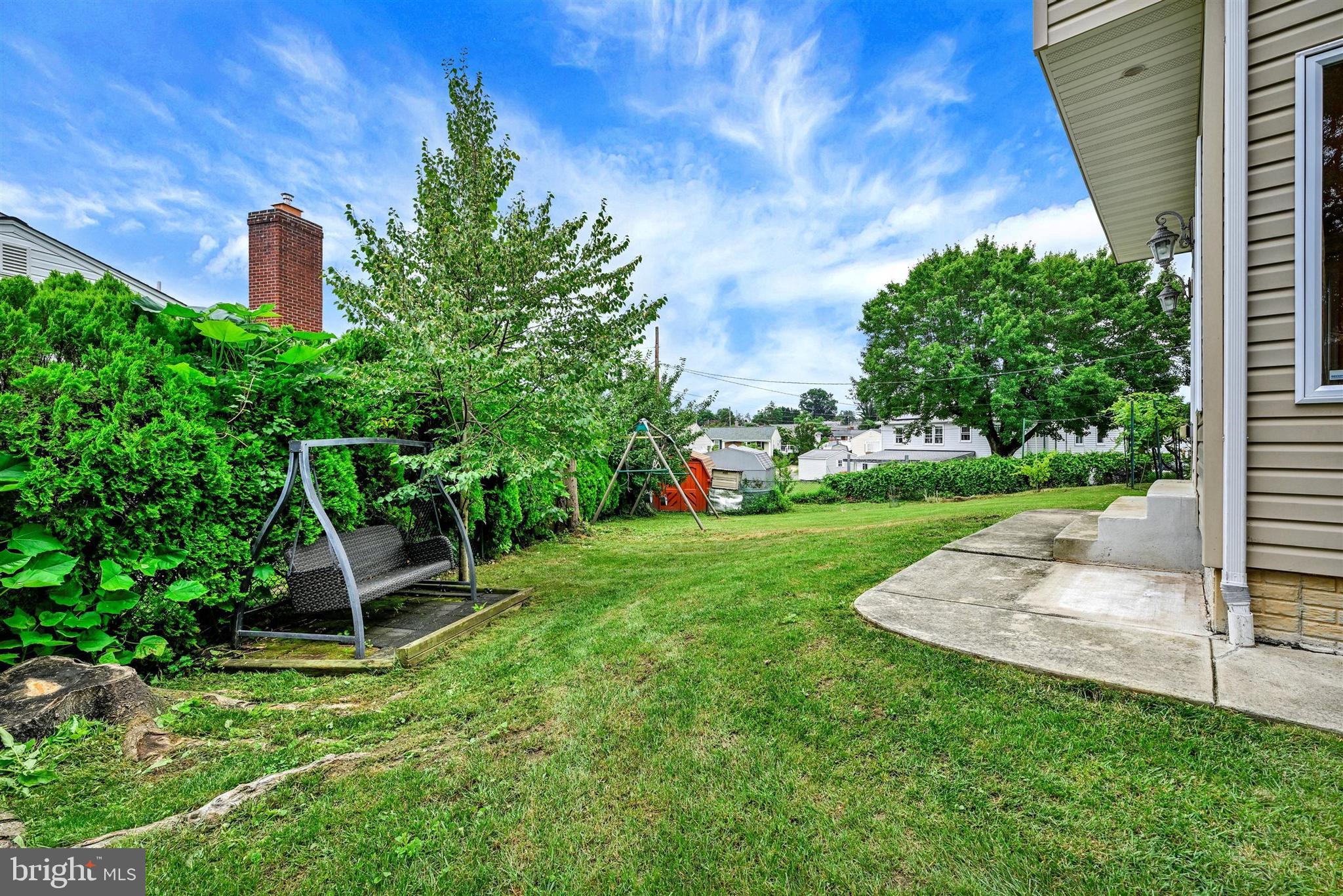 PERRY HALL ESTATES - Residential