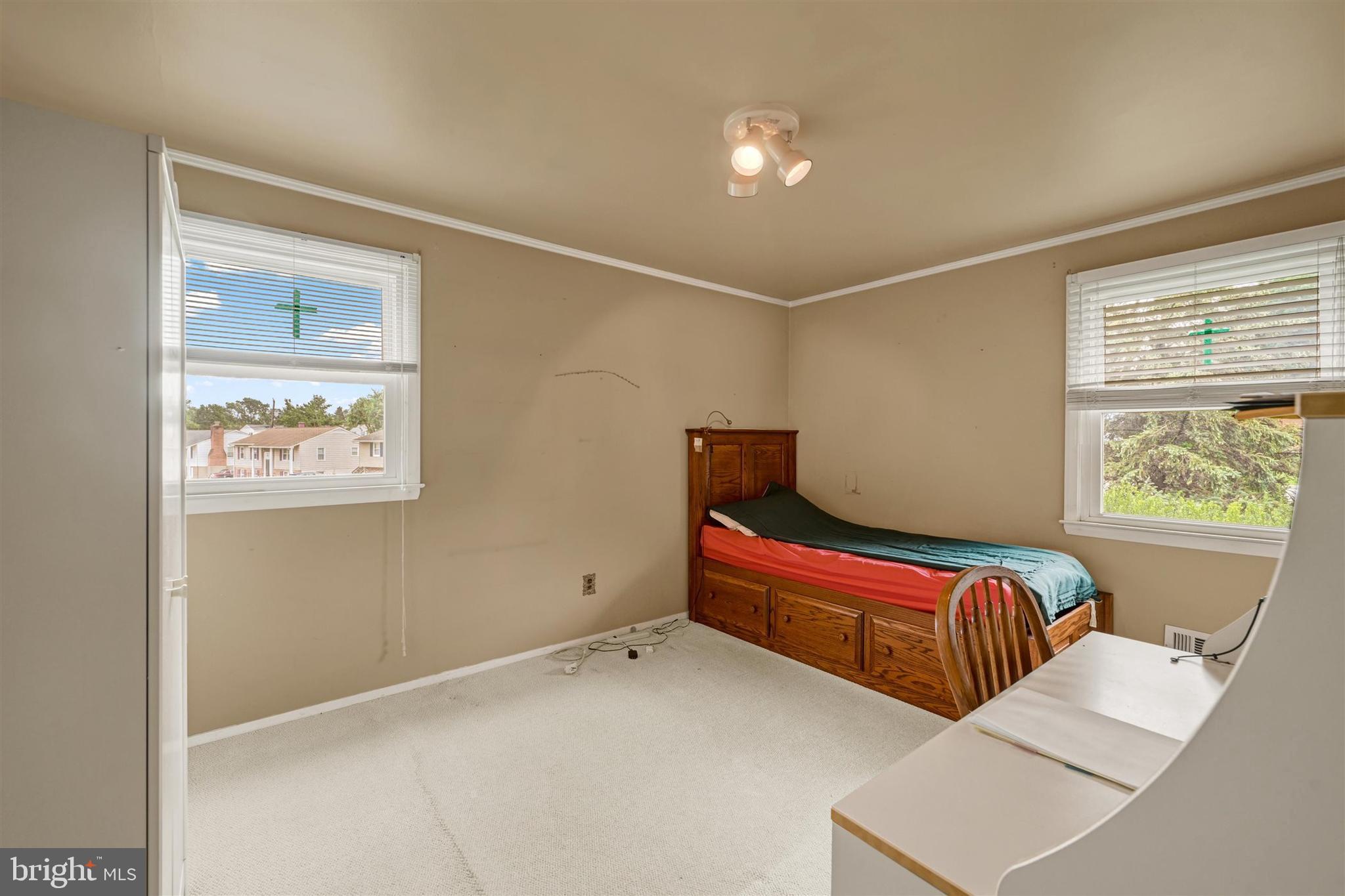 PERRY HALL ESTATES - Residential