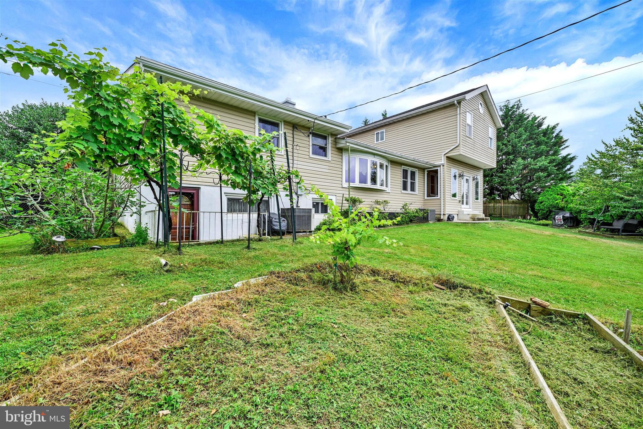 PERRY HALL ESTATES - Residential