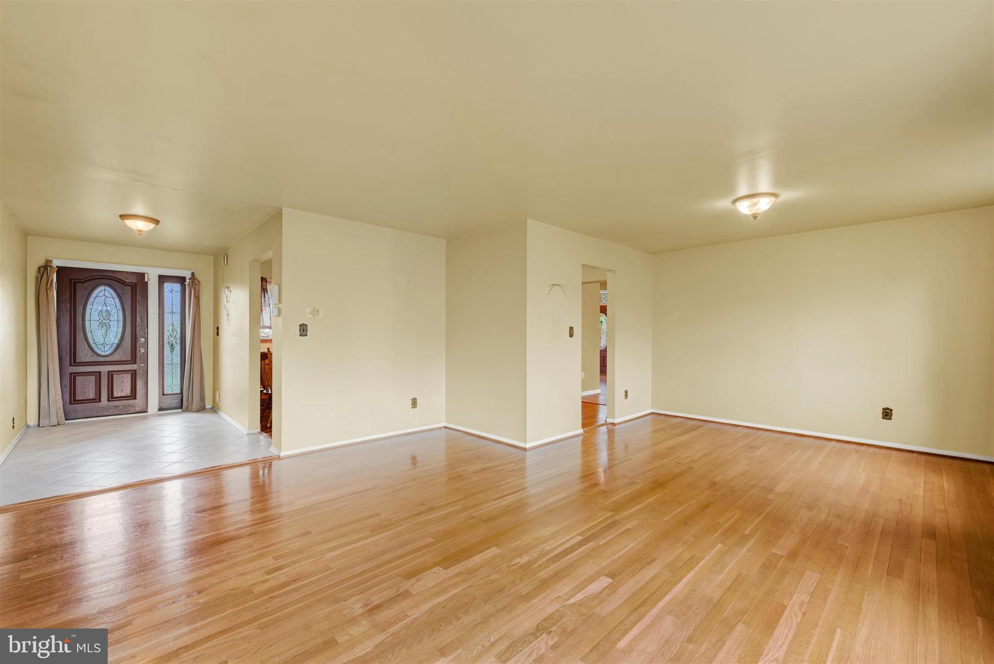 PERRY HALL ESTATES - Residential