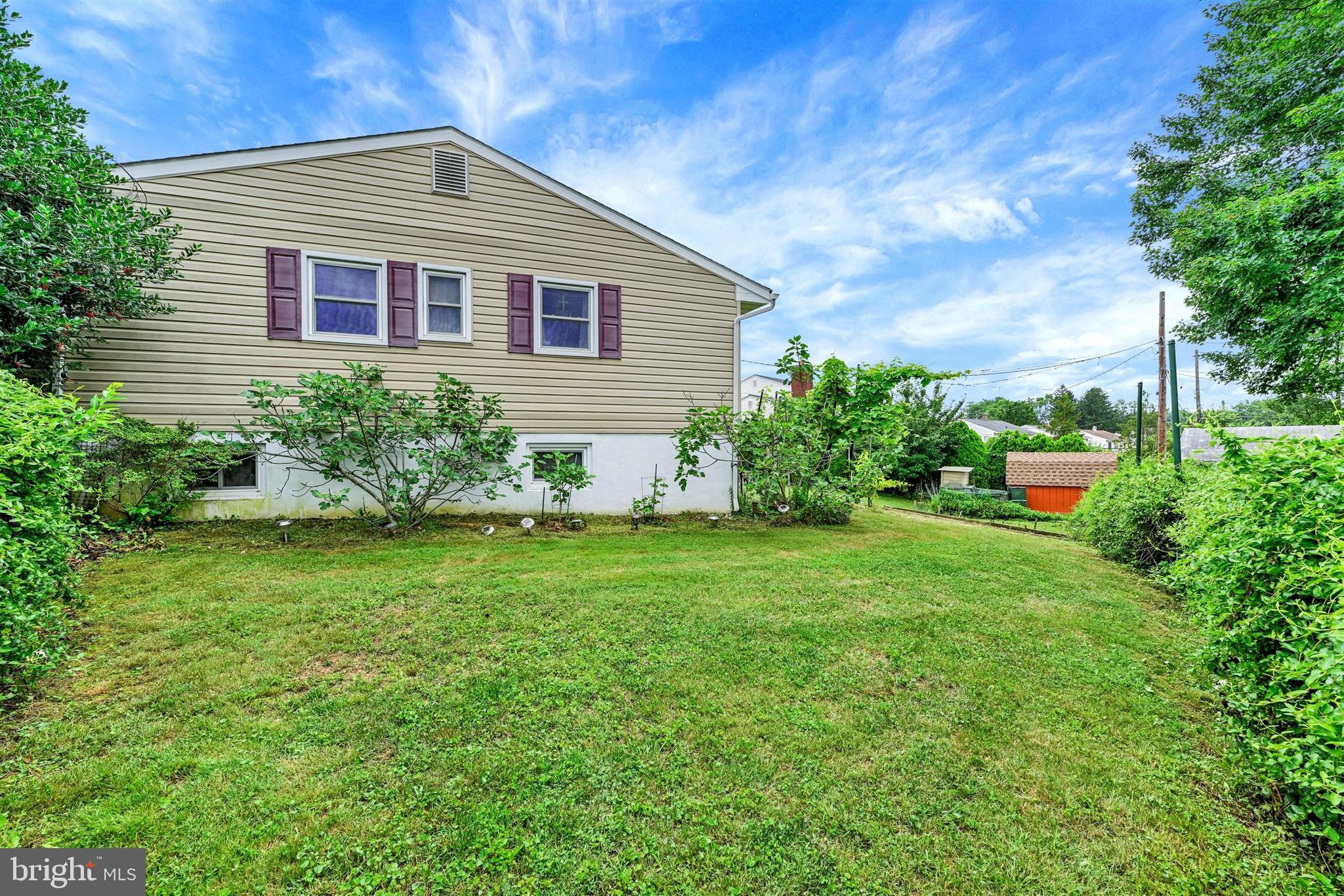PERRY HALL ESTATES - Residential