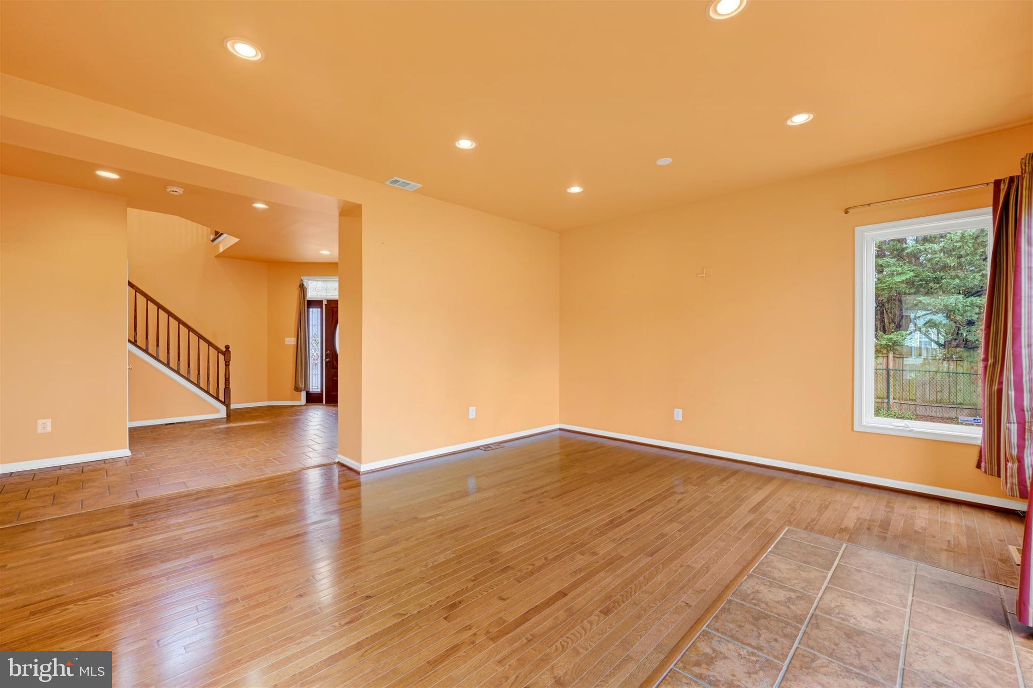 PERRY HALL ESTATES - Residential