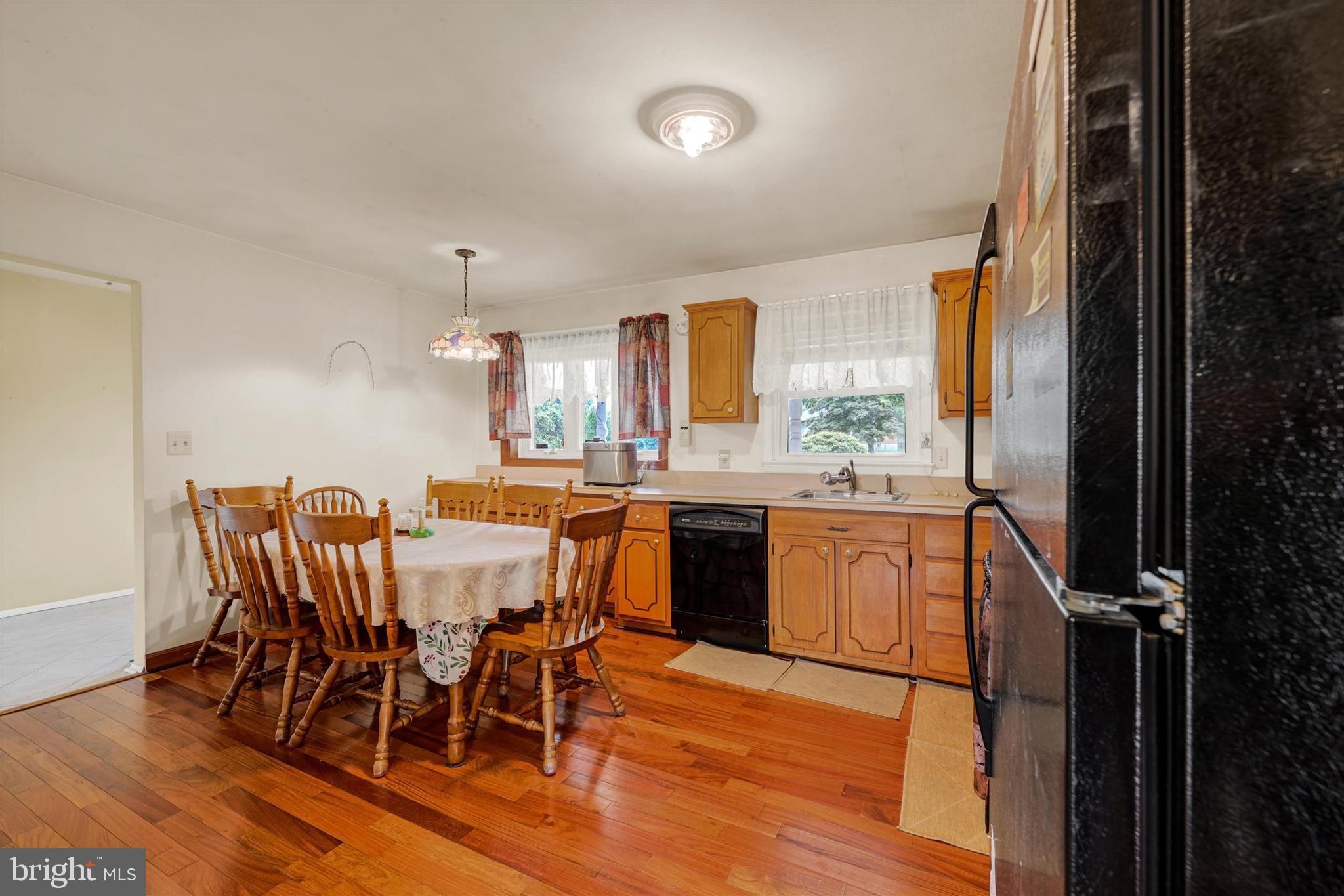 PERRY HALL ESTATES - Residential