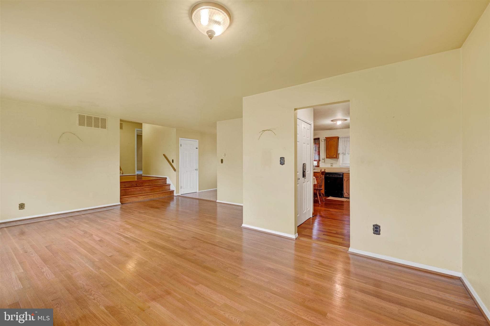 PERRY HALL ESTATES - Residential