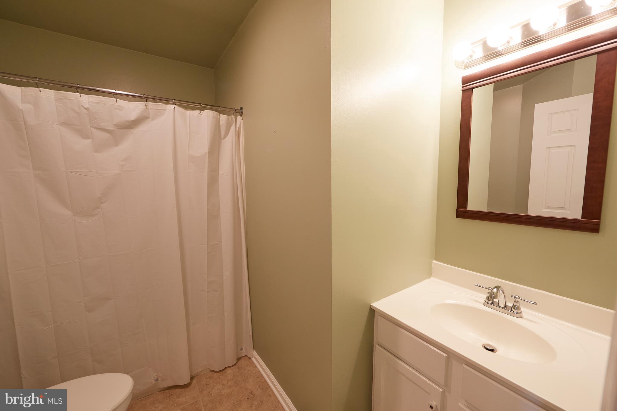 BLACKSMITH POINTE - Residential Lease