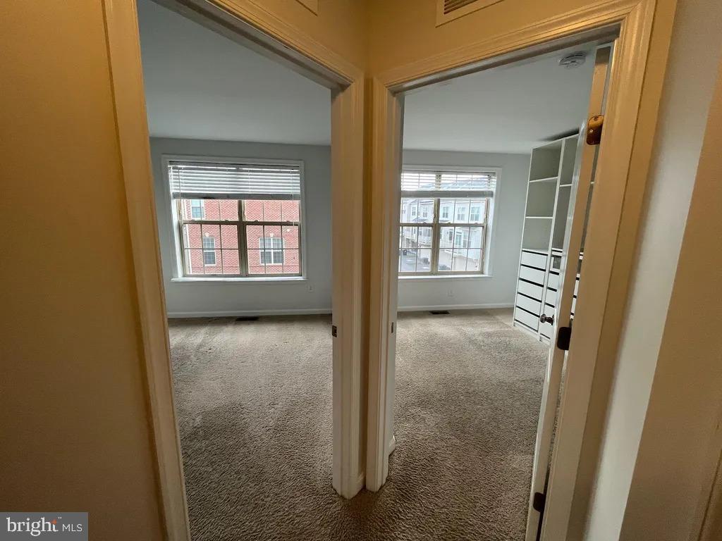 WOODMORE TOWNE CENTRE - Residential Lease