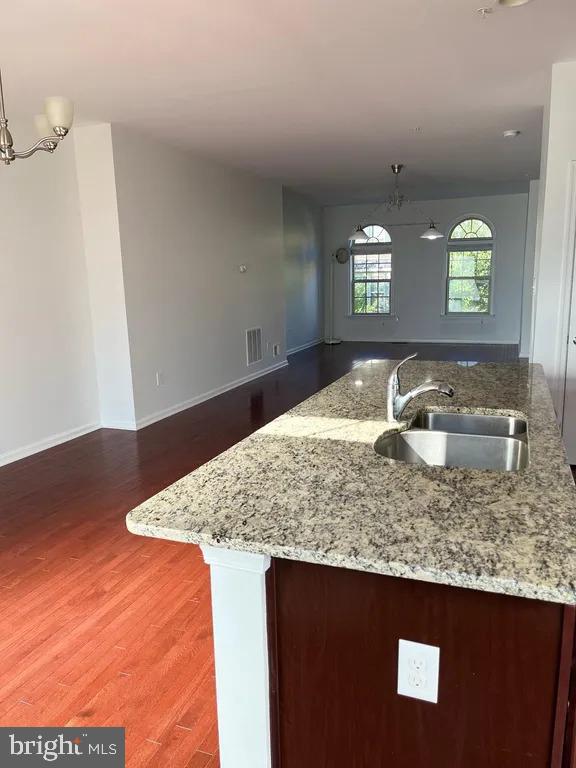 WOODMORE TOWNE CENTRE - Residential Lease