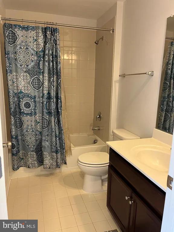 WOODMORE TOWNE CENTRE - Residential Lease