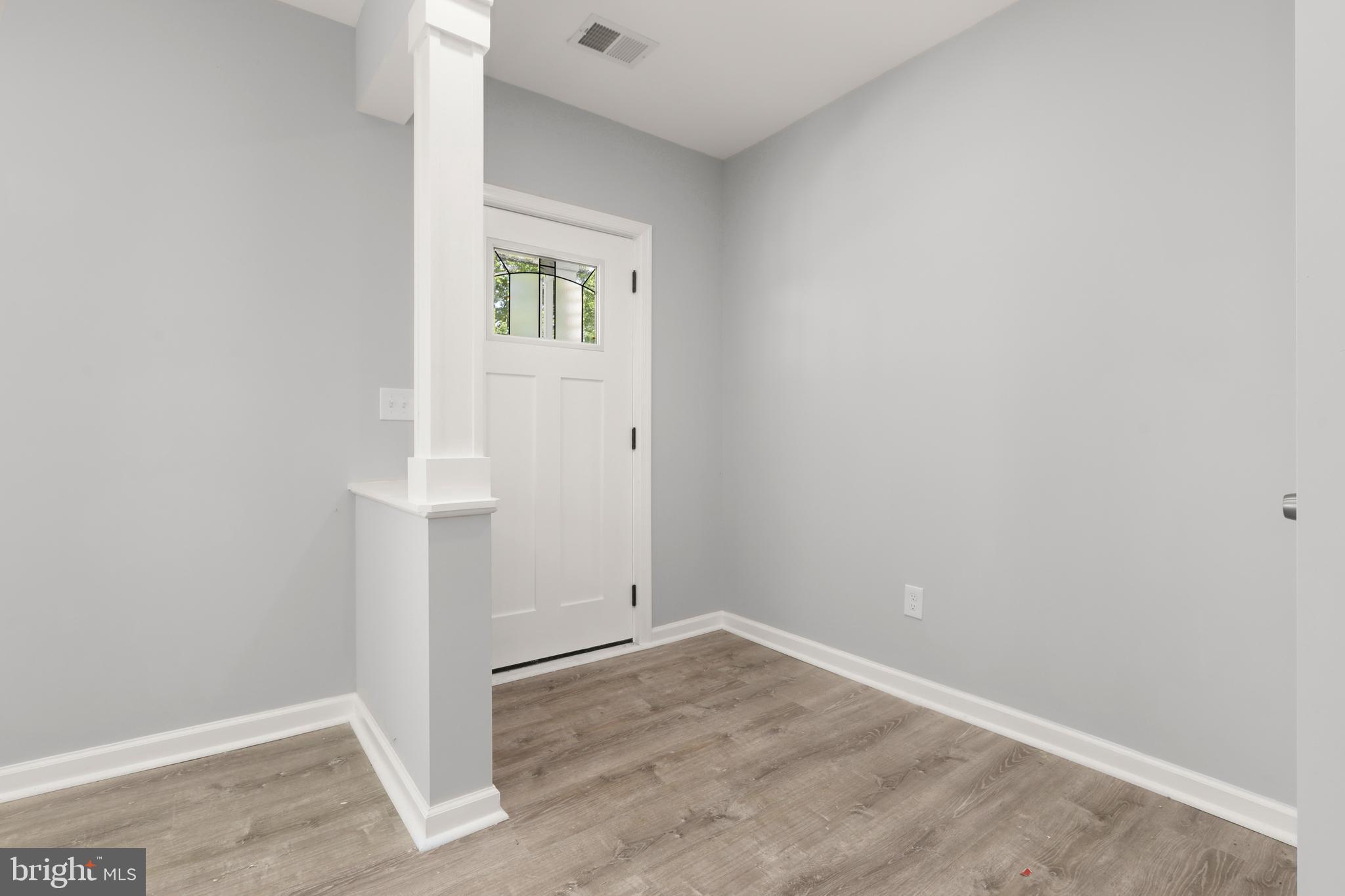HOES HEIGHTS - Residential