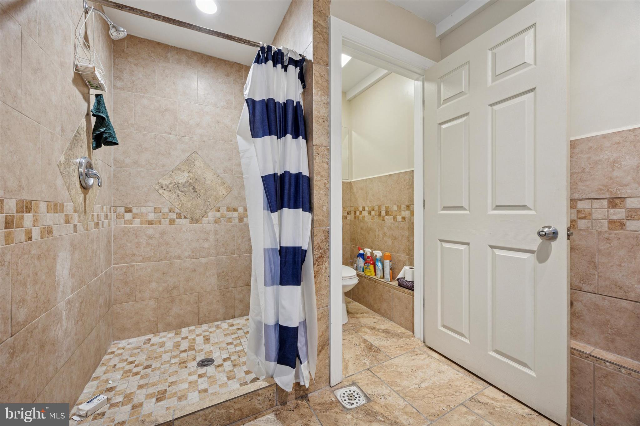 HARROWGATE - Commercial Sale