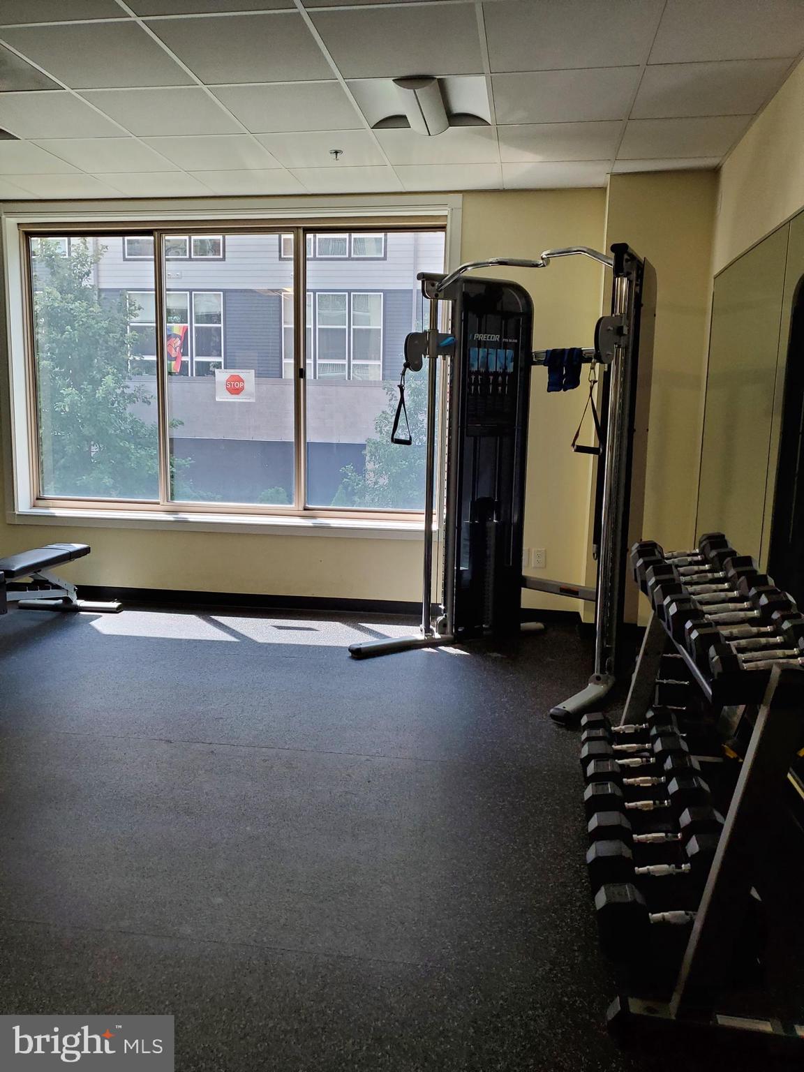 DUNN LORING - Residential