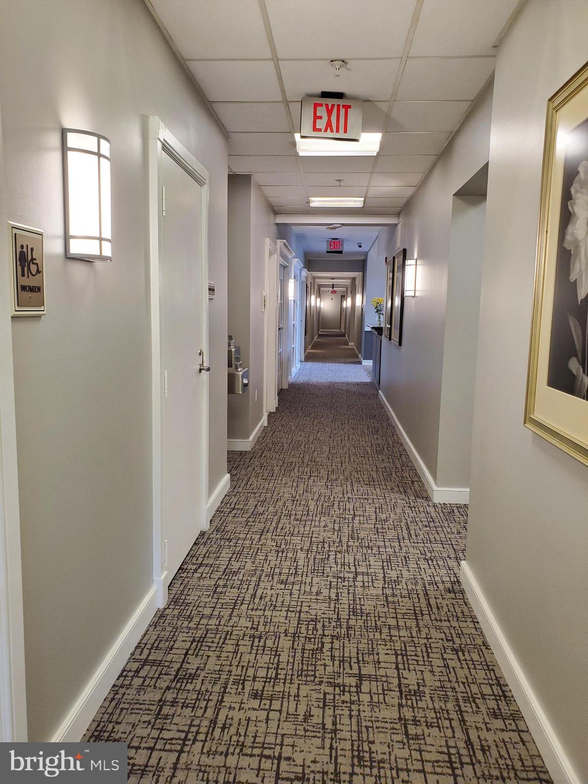 DUNN LORING - Residential