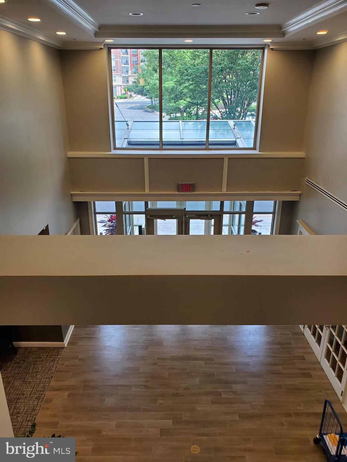 DUNN LORING - Residential