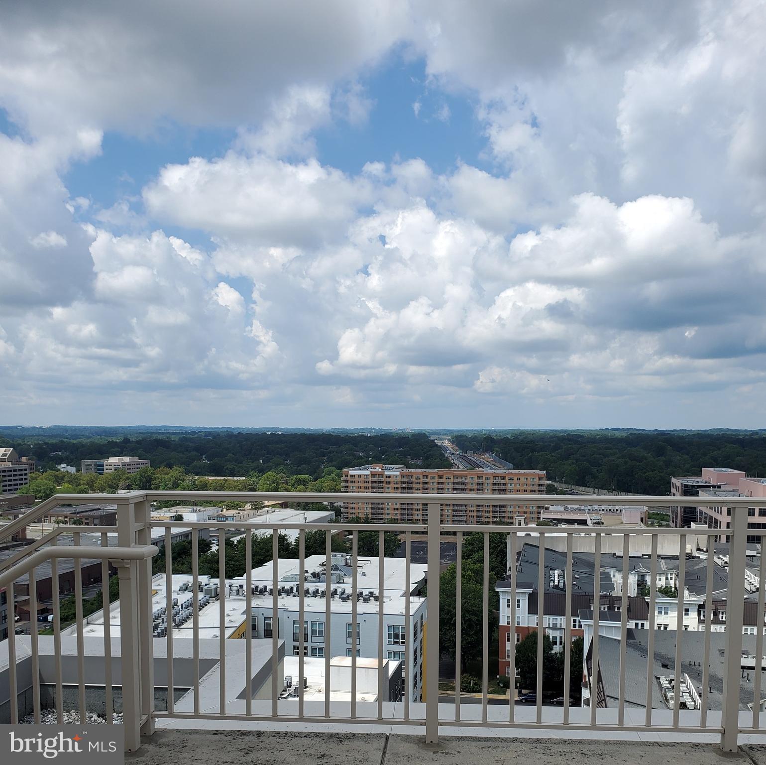 DUNN LORING - Residential