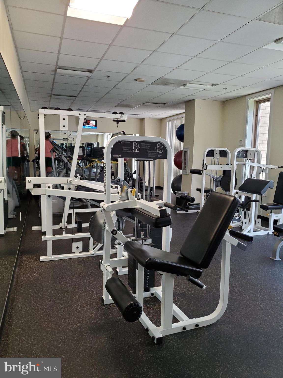 DUNN LORING - Residential