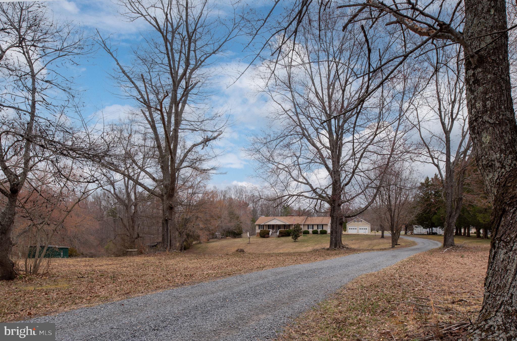SHEPPERDS GROVE - Residential