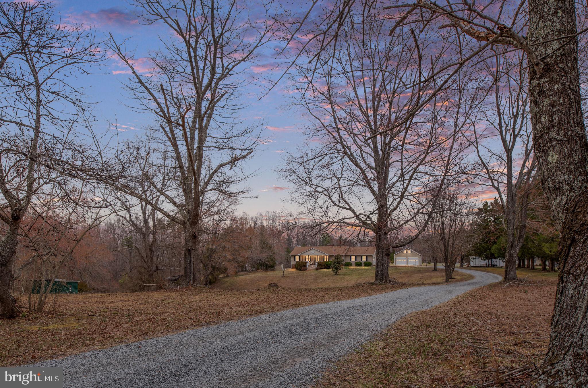 SHEPPERDS GROVE - Residential