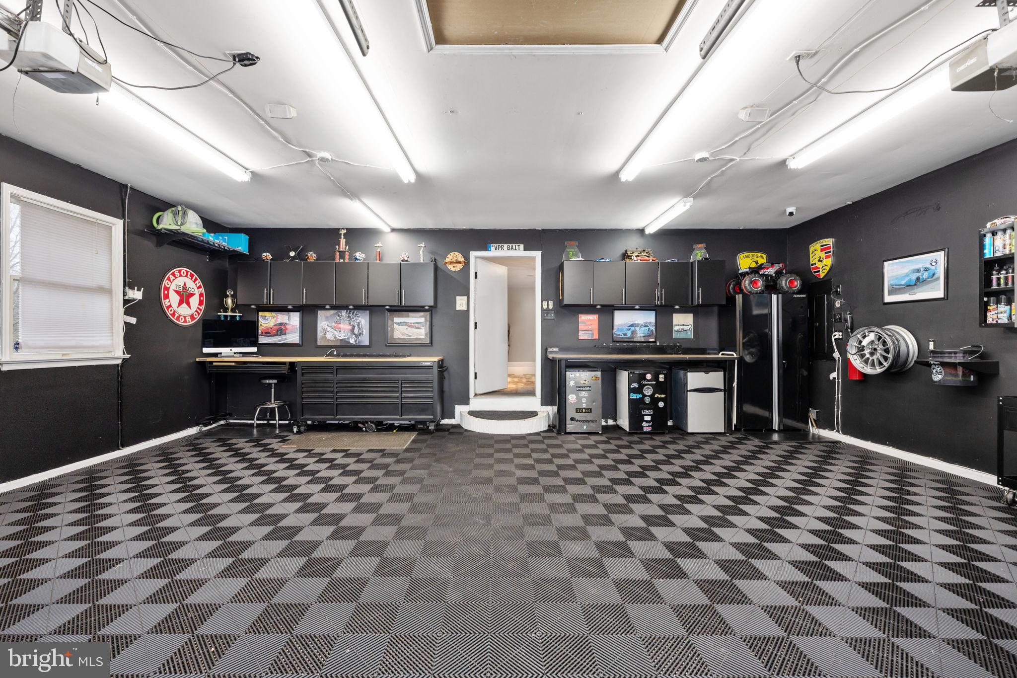 SHEPPERDS GROVE - Residential