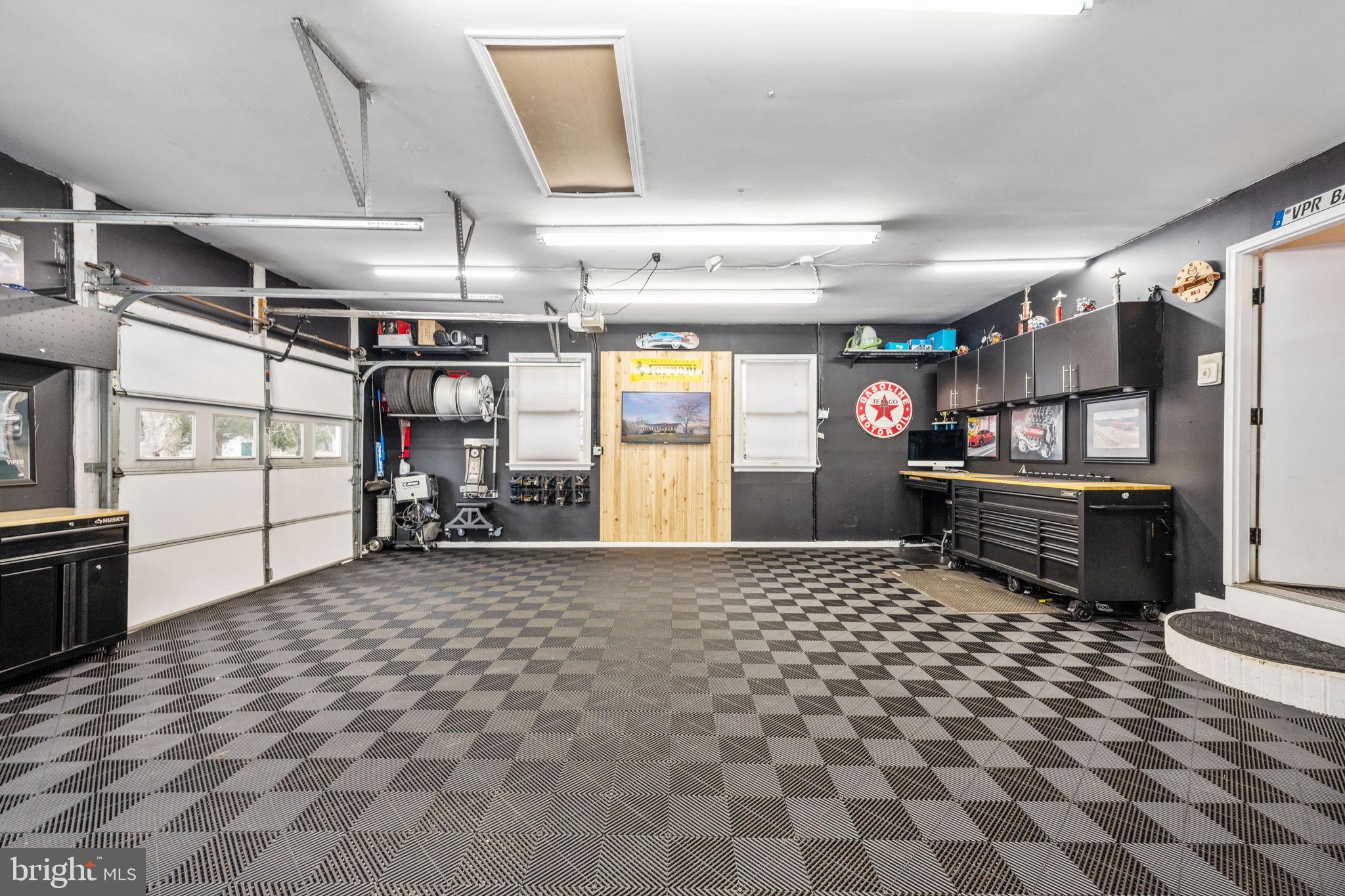 SHEPPERDS GROVE - Residential