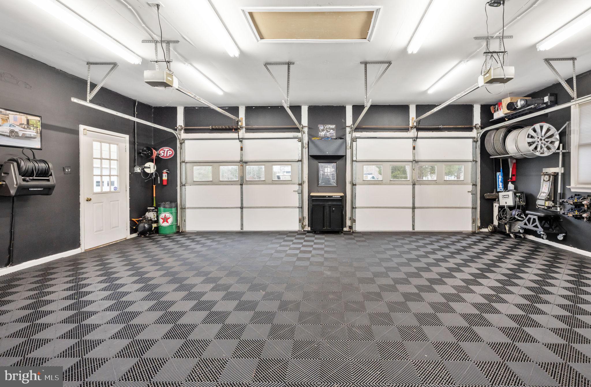 SHEPPERDS GROVE - Residential