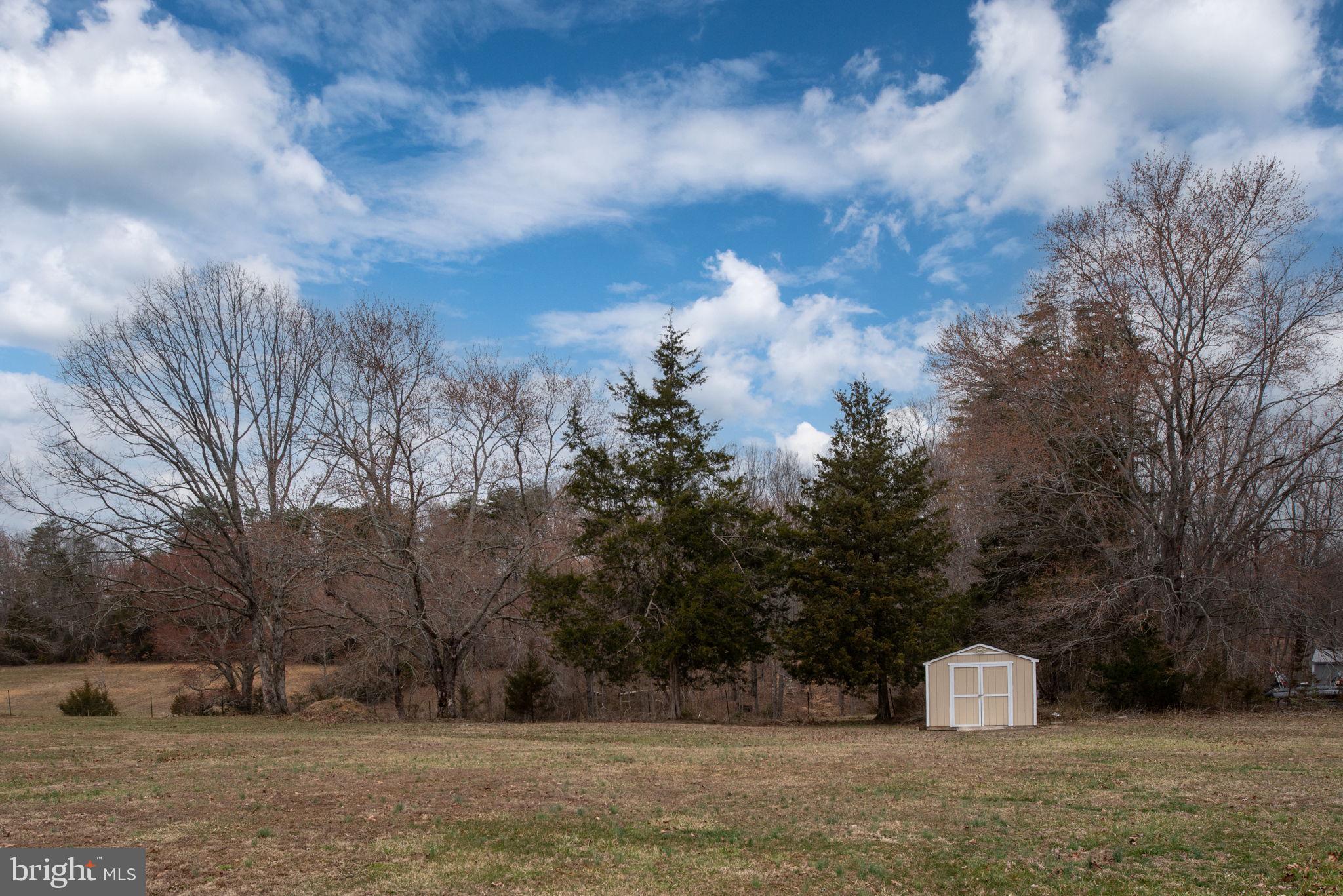 SHEPPERDS GROVE - Residential