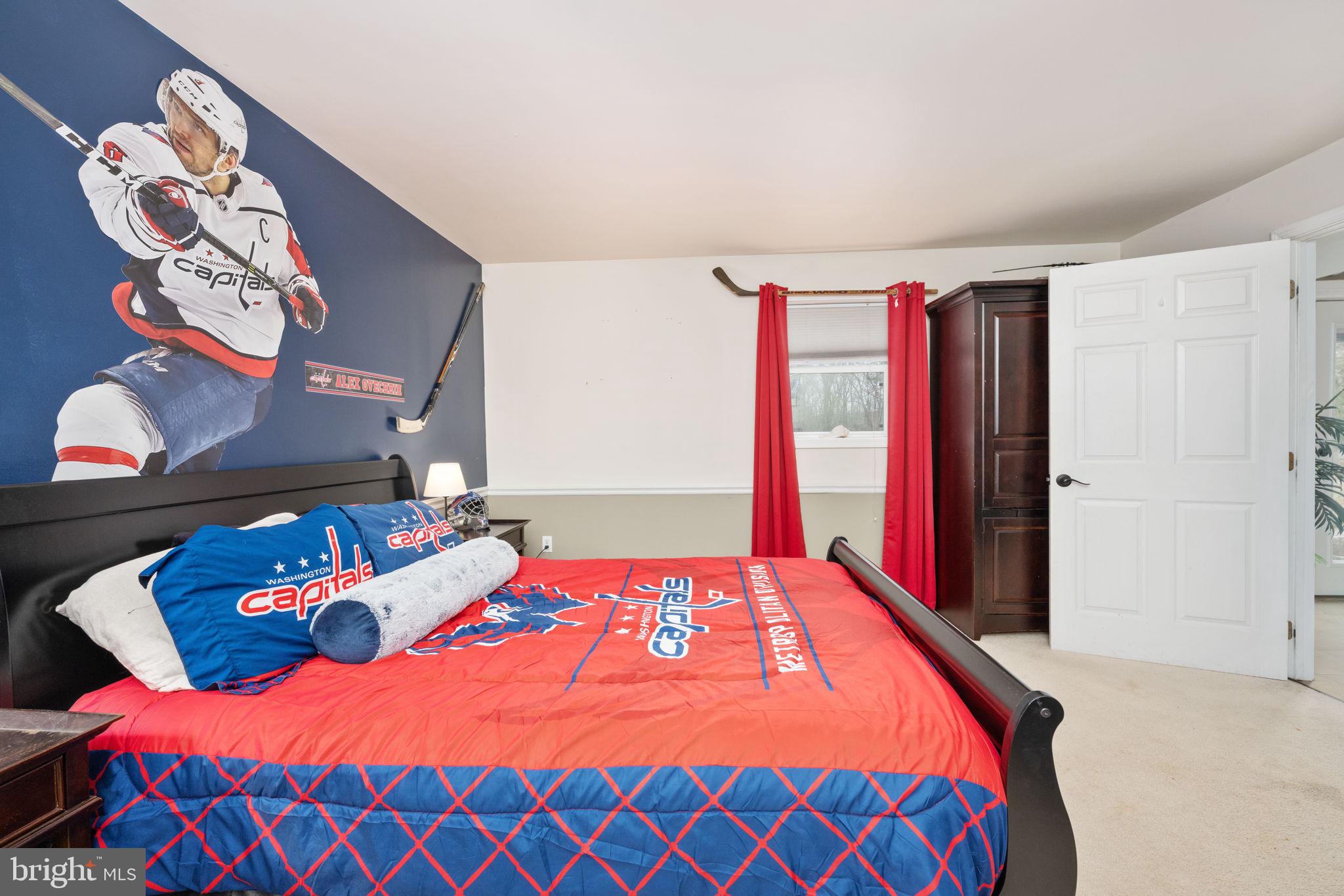 SHEPPERDS GROVE - Residential