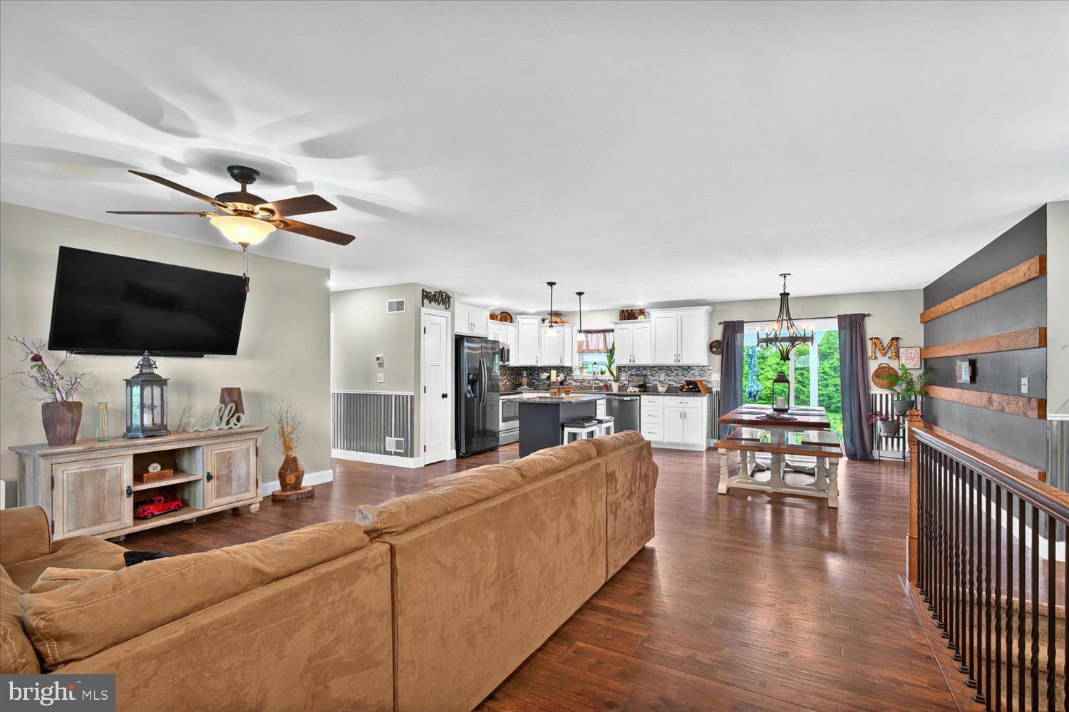 100 PHILLIP DRIVE