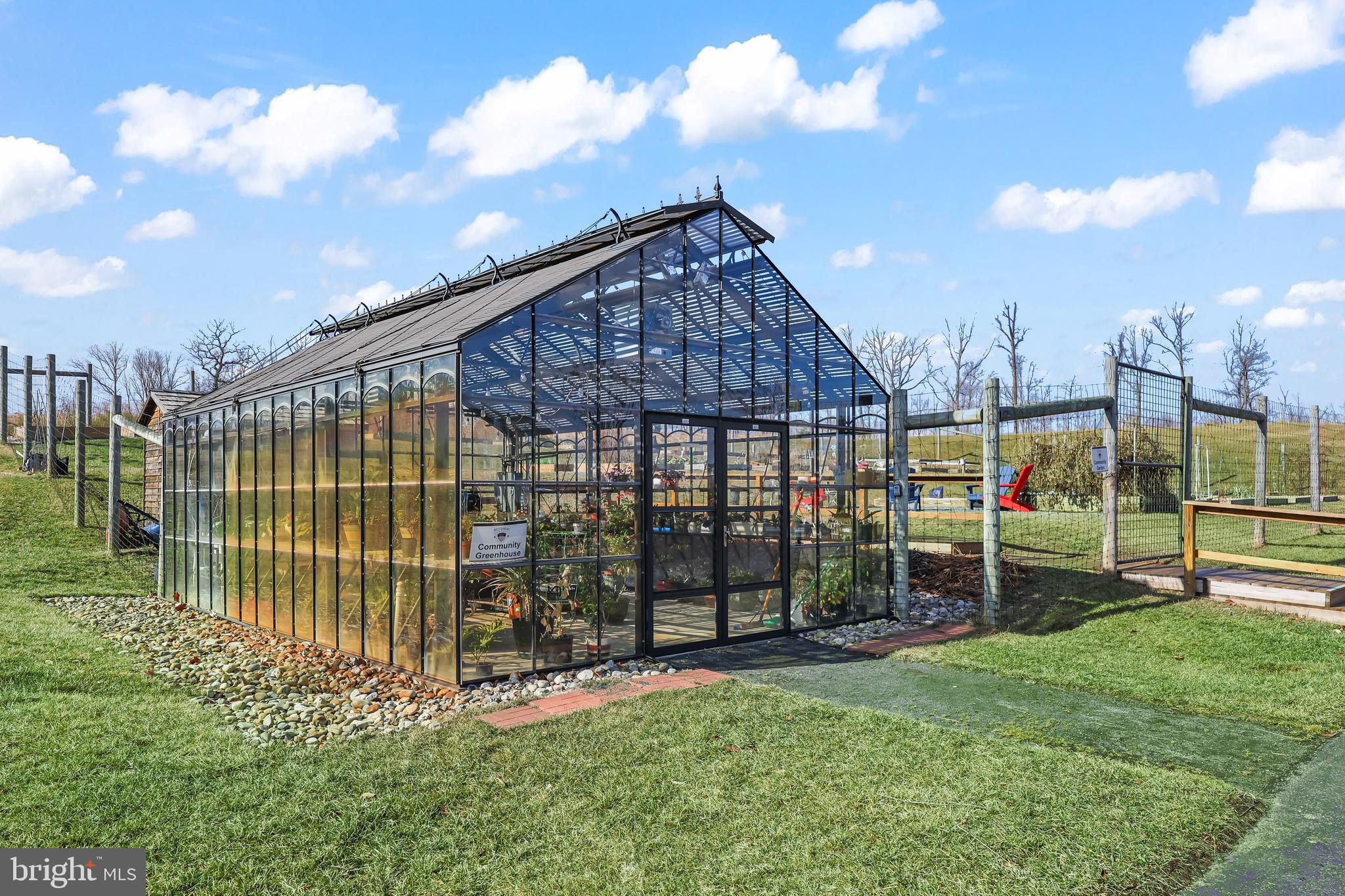 POTOMAC SHORES - Residential