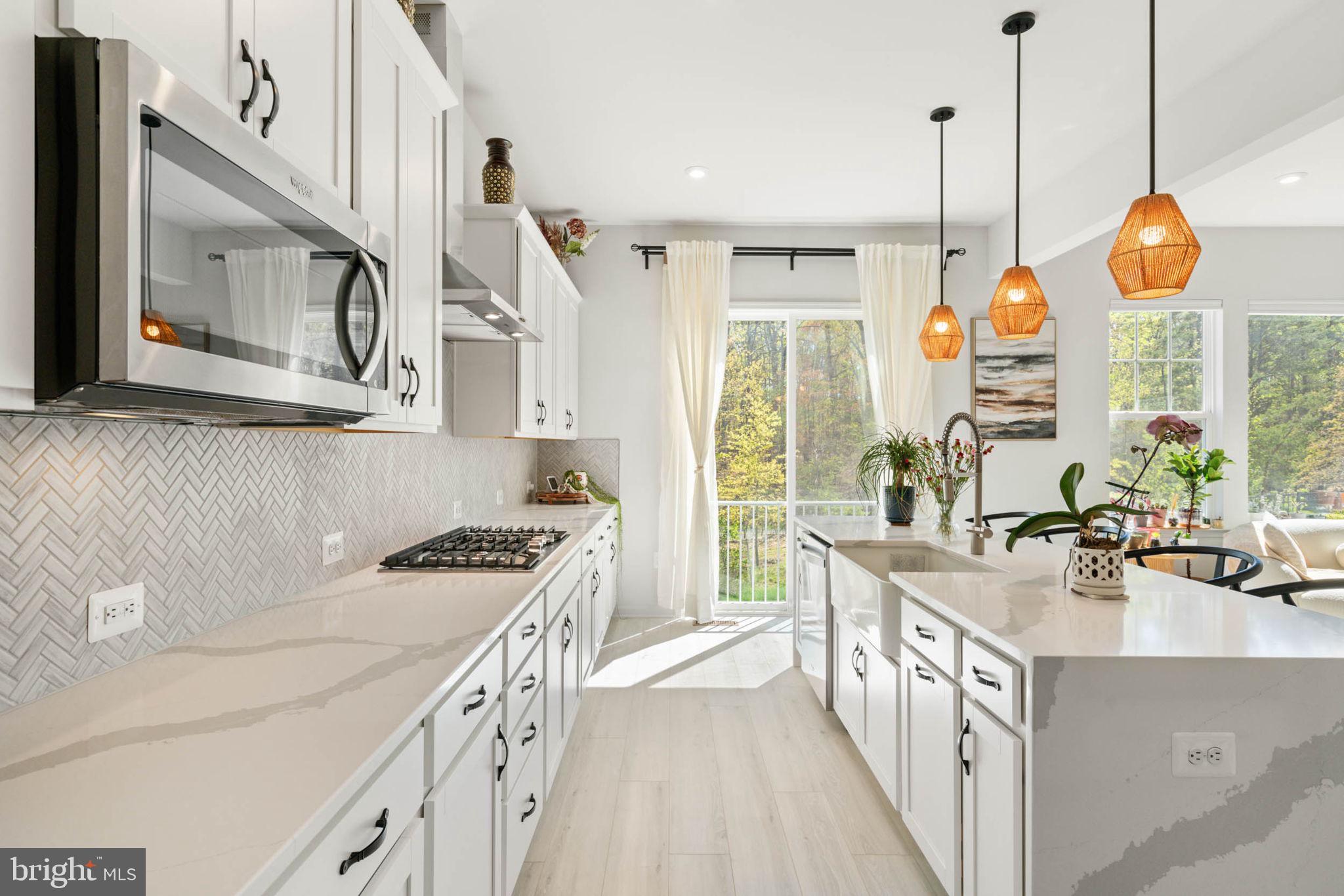 POTOMAC SHORES - Residential