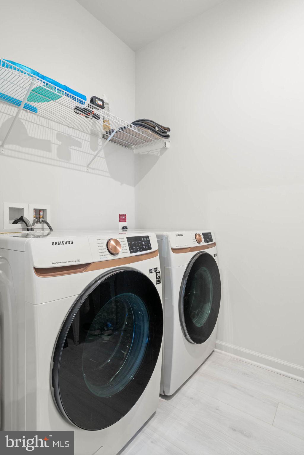 POTOMAC SHORES - Residential