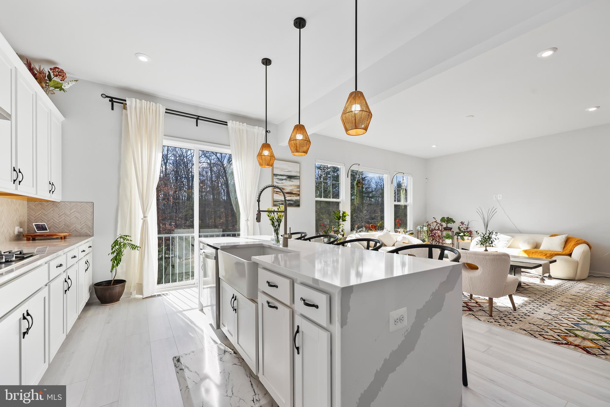 POTOMAC SHORES - Residential