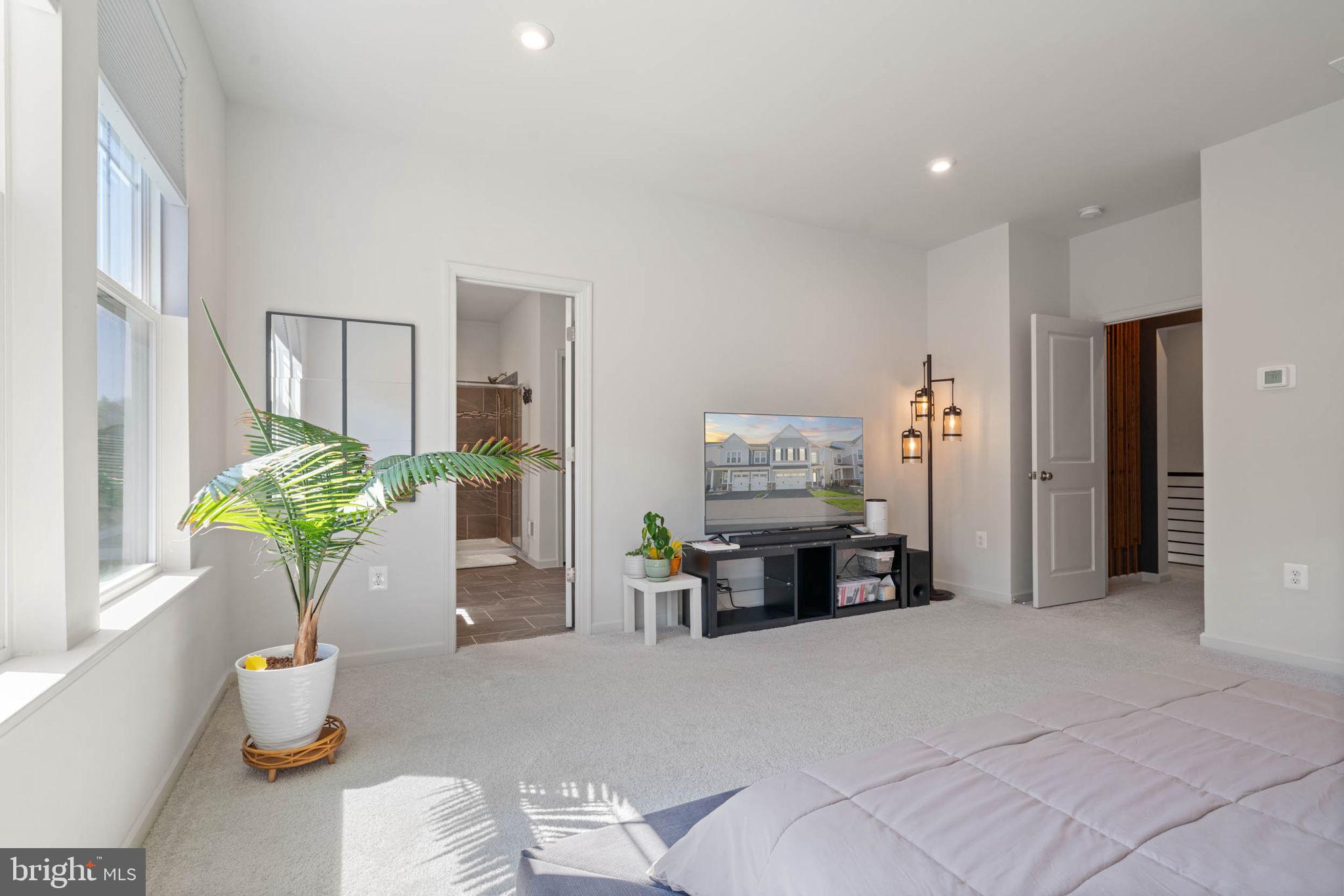 POTOMAC SHORES - Residential