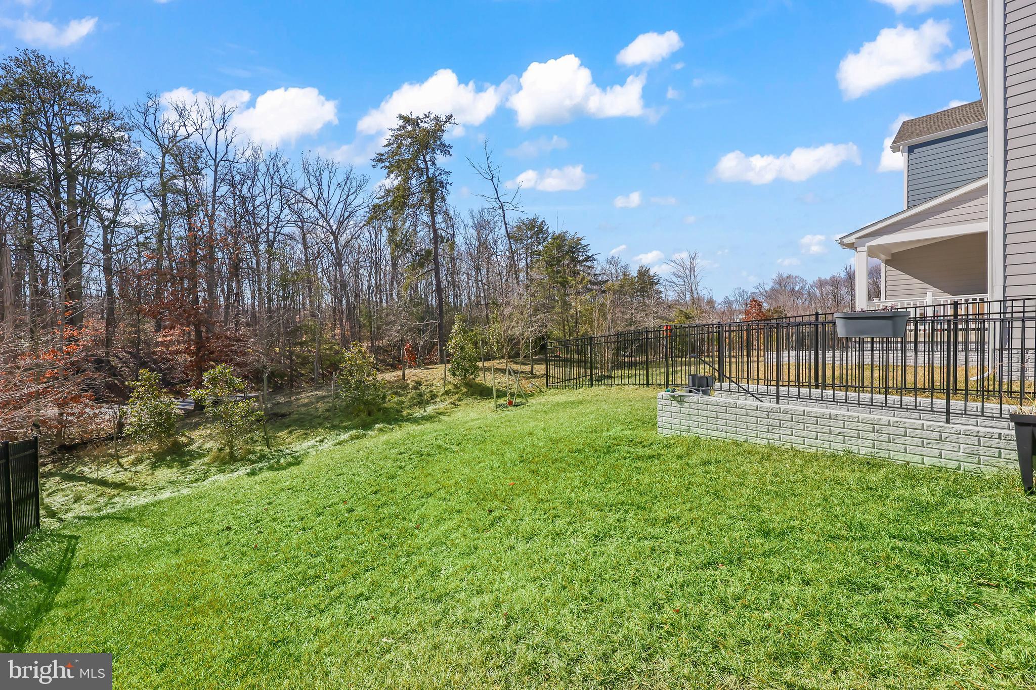 POTOMAC SHORES - Residential