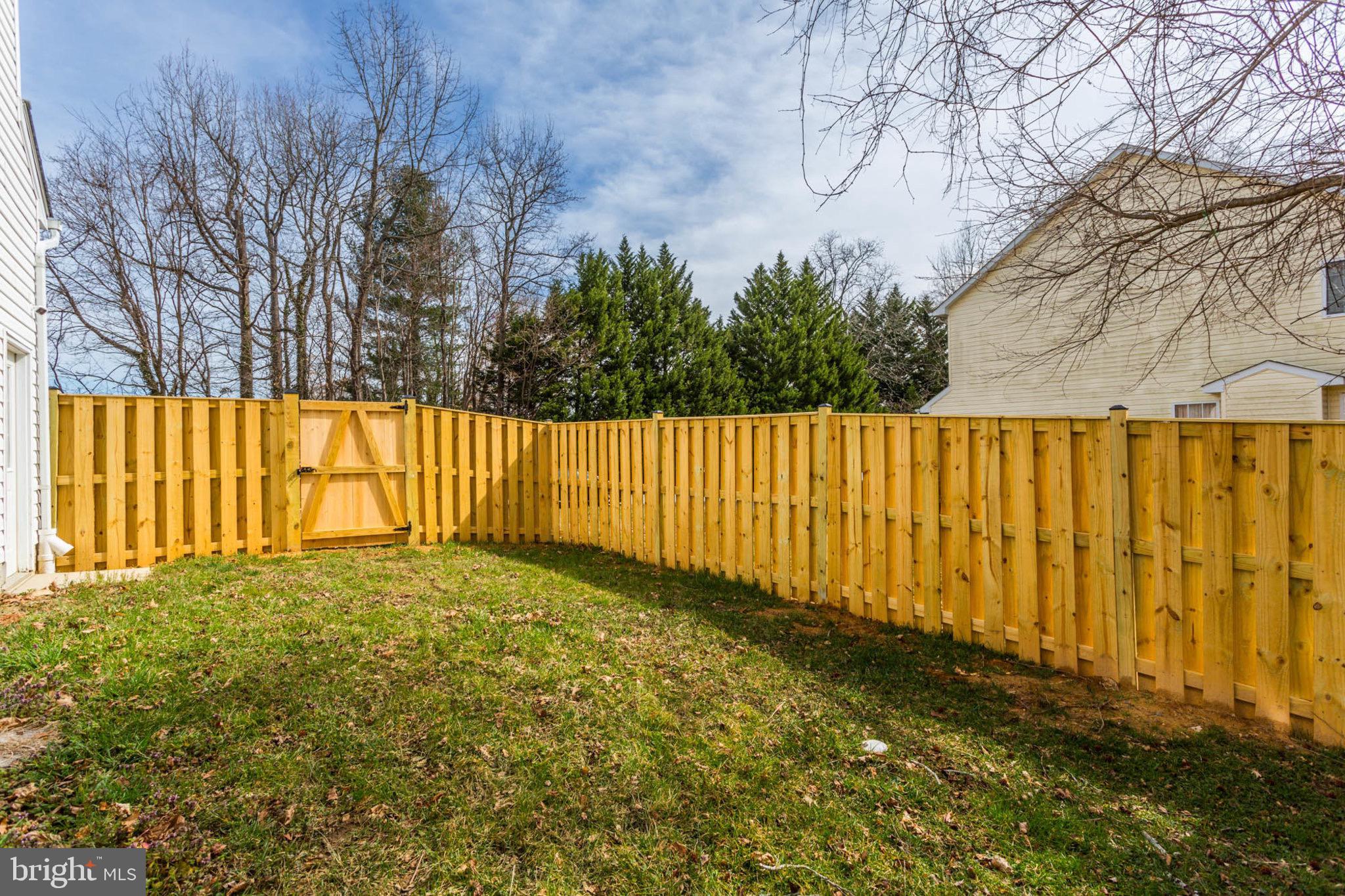 CALVERT TOWNE TOWNHOUSES - Residential