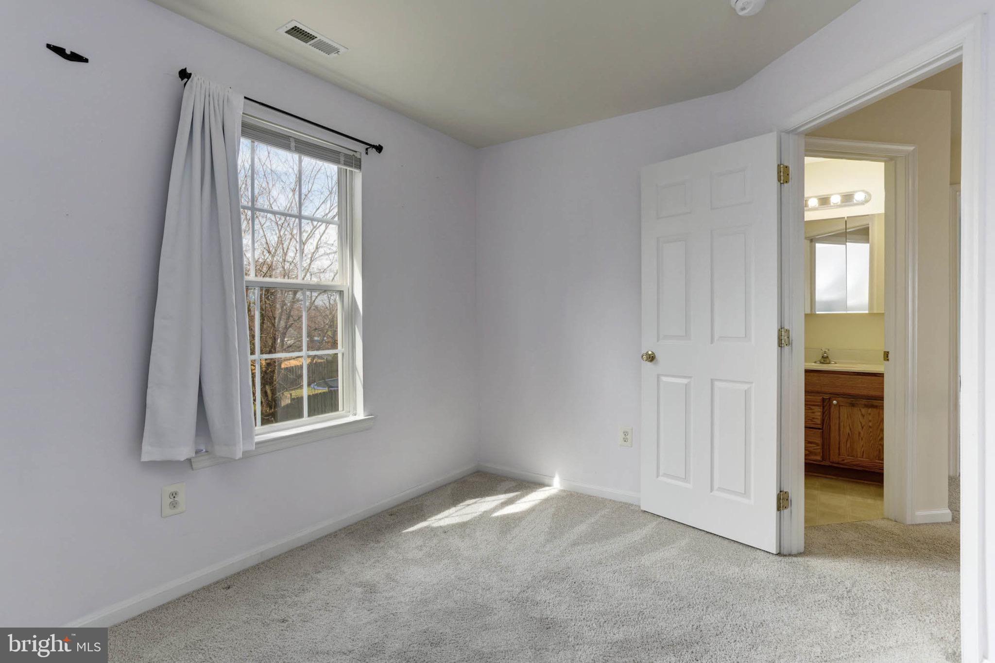 CALVERT TOWNE TOWNHOUSES - Residential