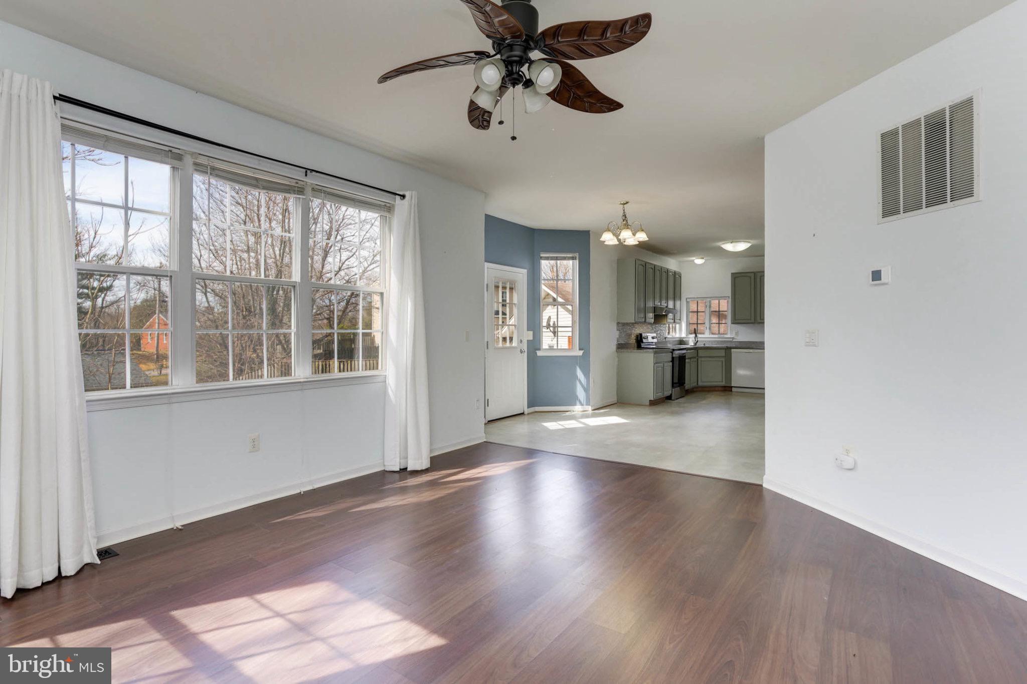 CALVERT TOWNE TOWNHOUSES - Residential