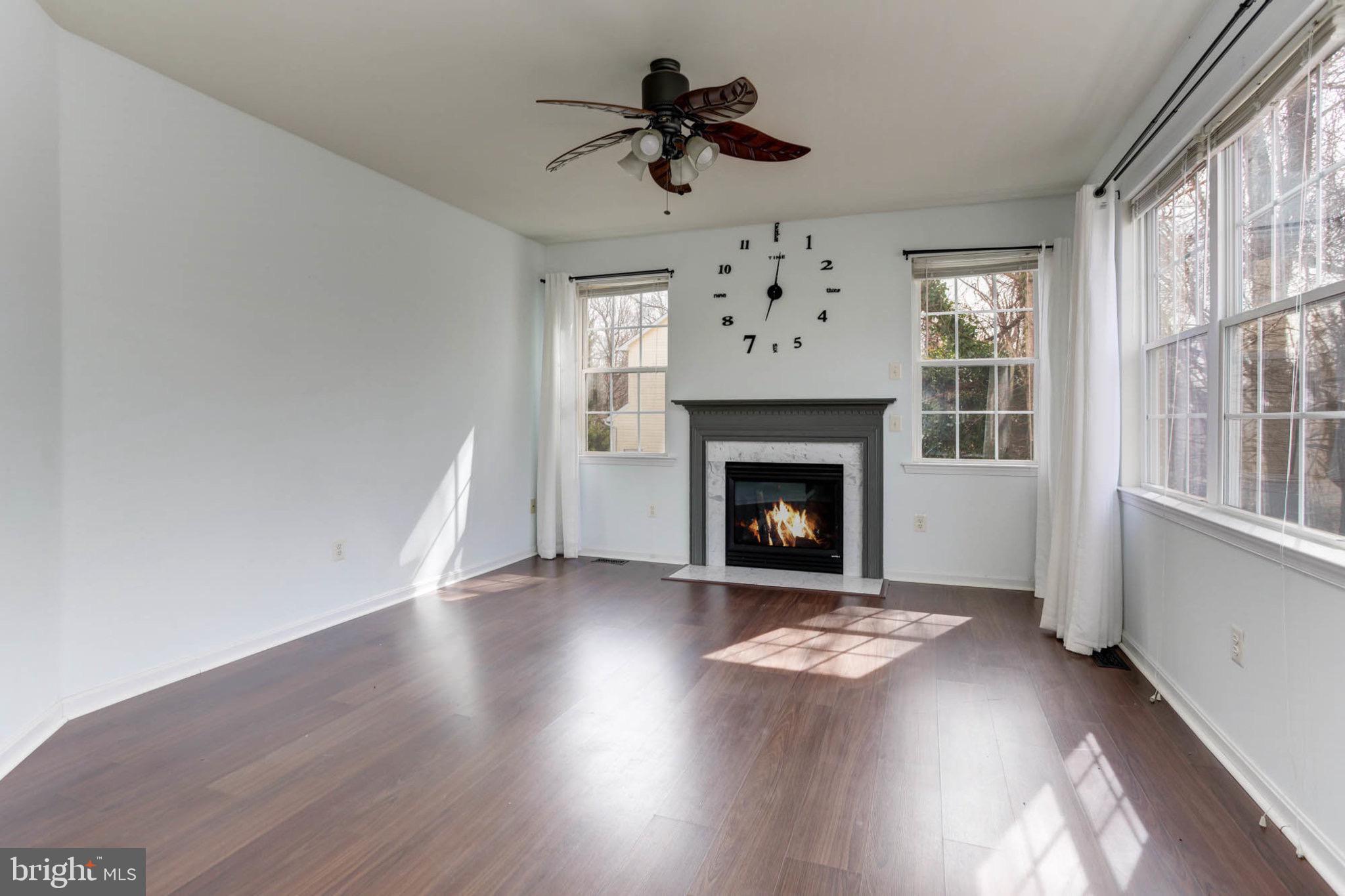 CALVERT TOWNE TOWNHOUSES - Residential