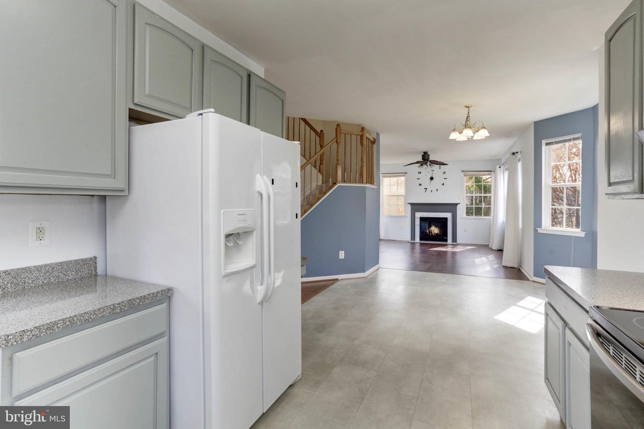 CALVERT TOWNE TOWNHOUSES - Residential