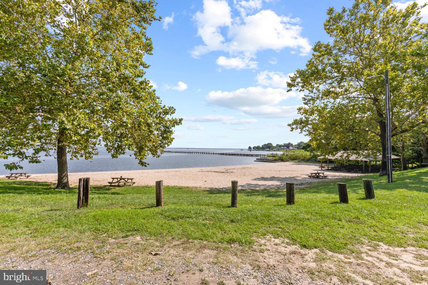 BERKLEY BEACH - Residential