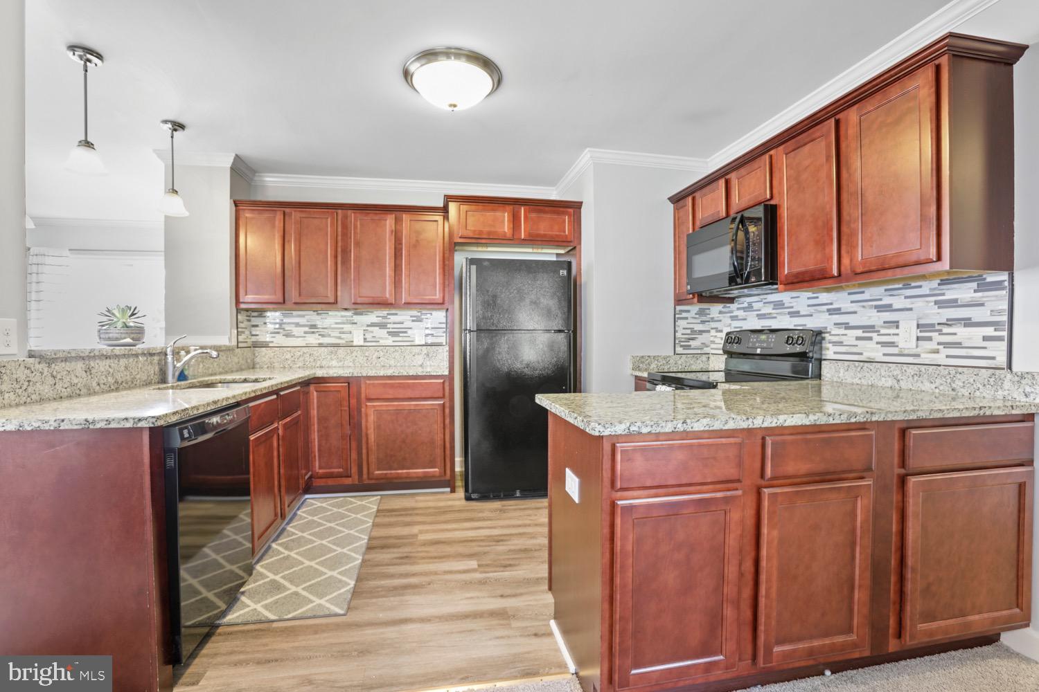 BERKLEY BEACH - Residential