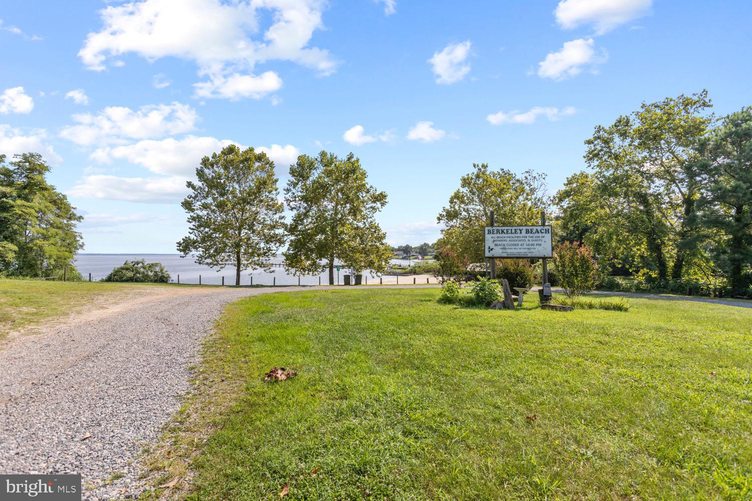 BERKLEY BEACH - Residential