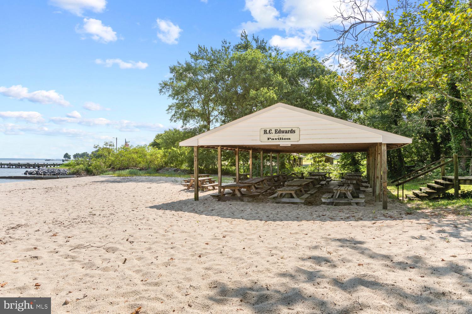 BERKLEY BEACH - Residential