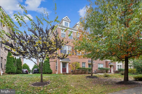 Townhouse For Sale - 9828 Ushers Place<br/> WALDORF, MD 20601