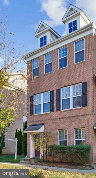 9828 USHERS PLACE