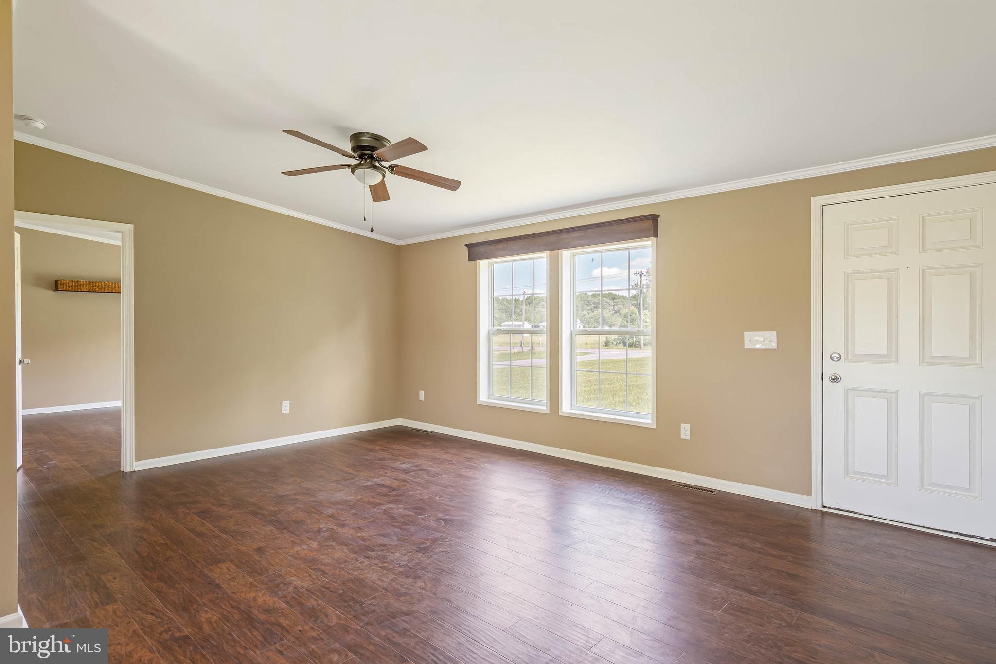 35 DAPPLE GRAY LANE
