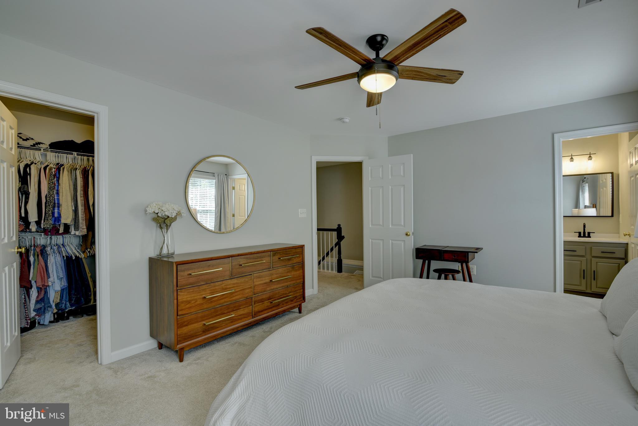 SOUTH RIDING - Residential