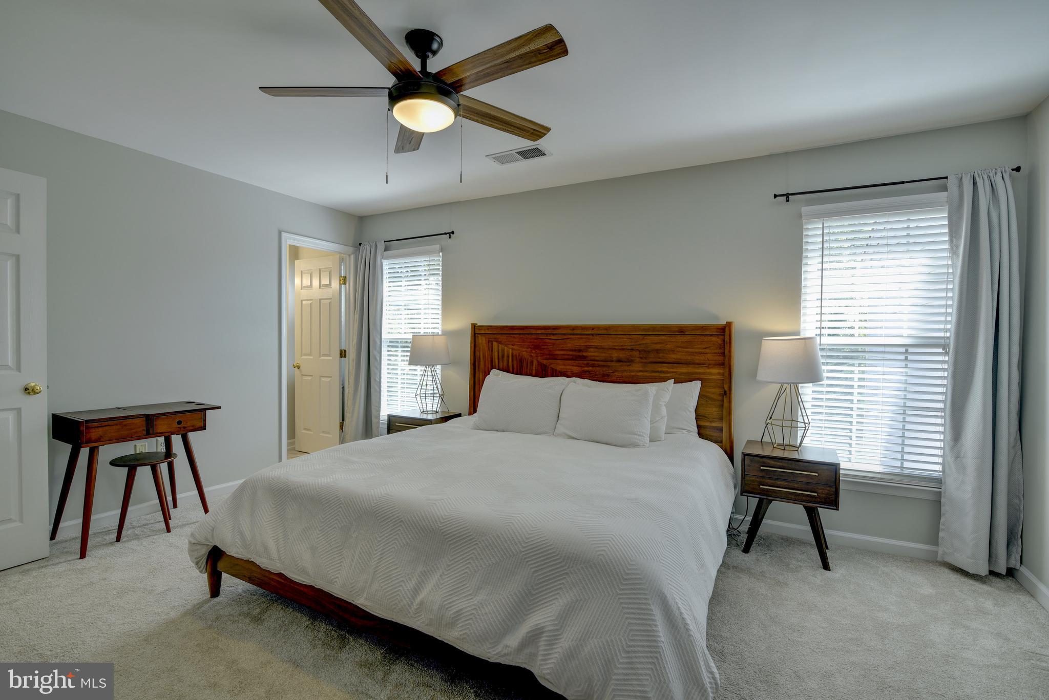 SOUTH RIDING - Residential