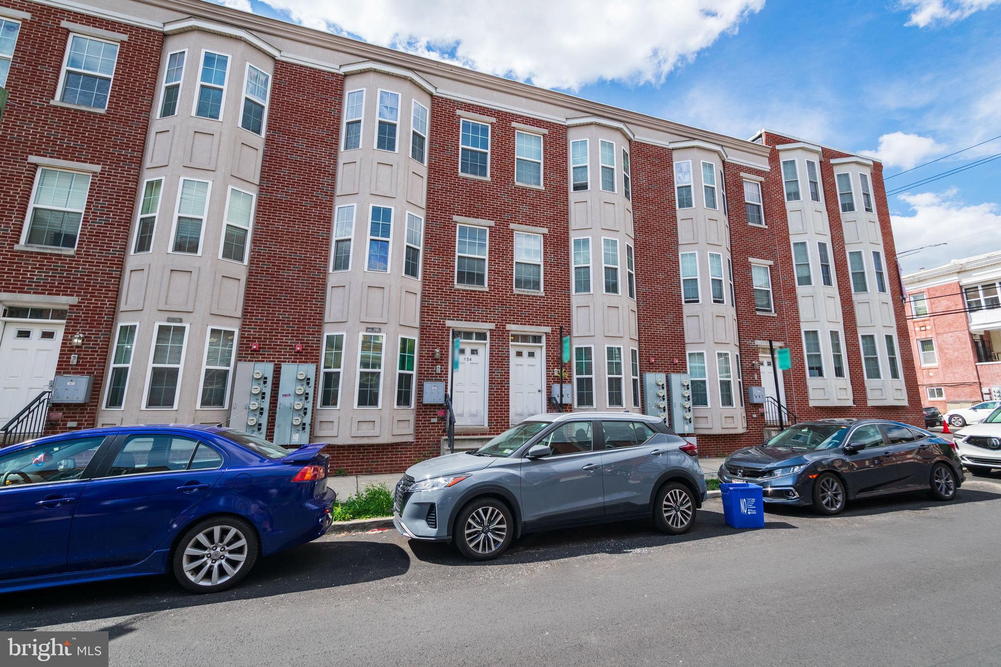 UNIVERSITY CITY - Residential Lease