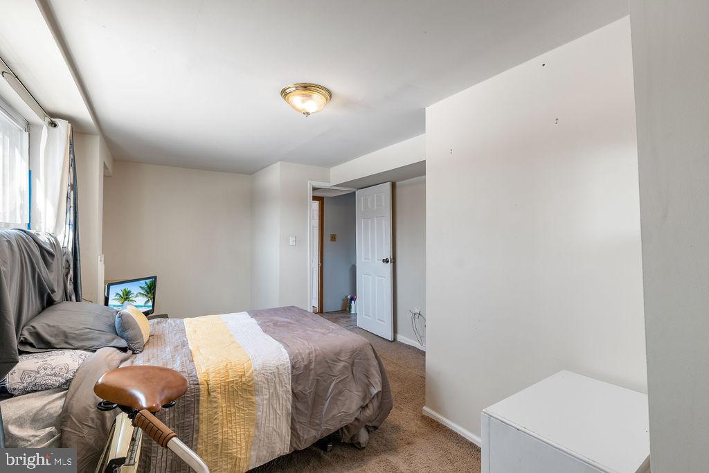 WOODYARD - Residential