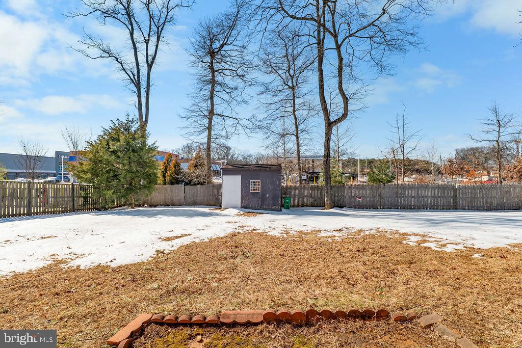 WOODYARD - Residential